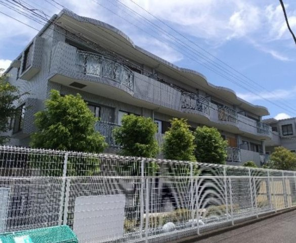 ライオンズヒルズ藤が丘弐番館【仲介手数料無料】の外観