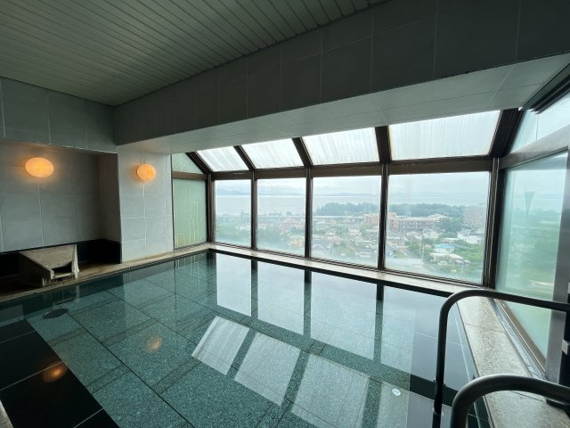 ロイヤルリゾート琵琶湖(琵琶湖眺望)の浴室|共有施設です！