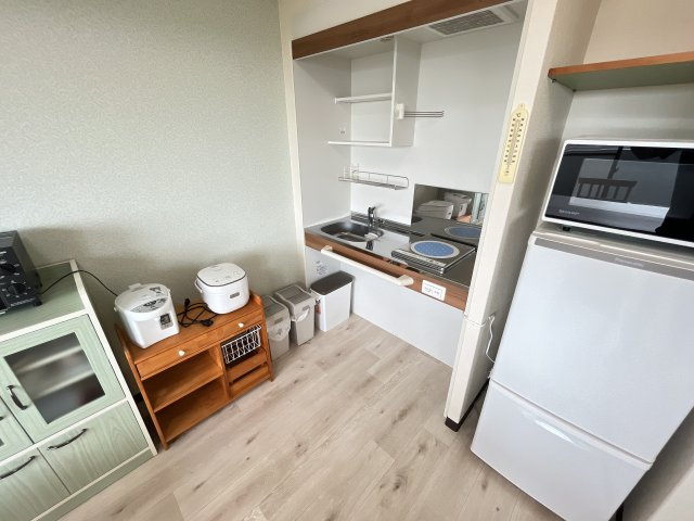 ロイヤルリゾート琵琶湖(琵琶湖眺望)のキッチン