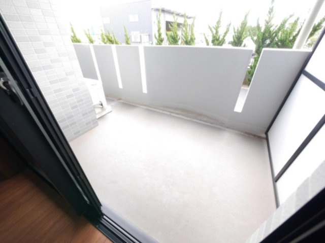 【バルコニー】 | ワイドバルコニー