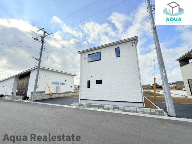 丸亀市今津町の新築一戸建の前面道路含む現地写真|前面道路含む現地写真です