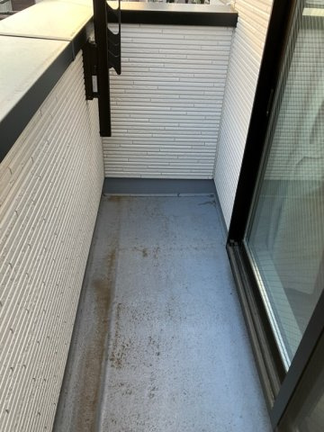 中落合戸建のバルコニー