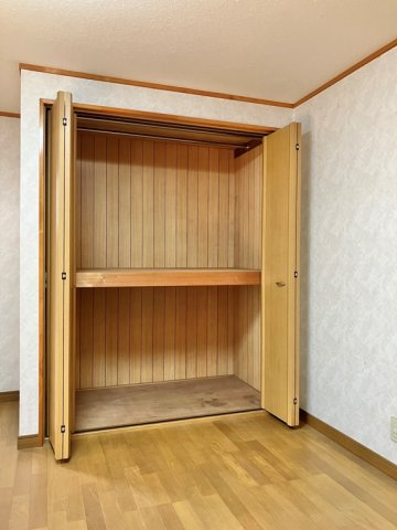 東本郷戸建の収納