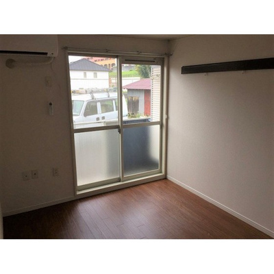 【居間・リビング】 | クレッセントハウス | 居室