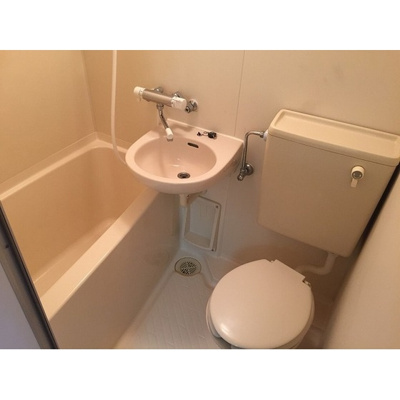 【浴室】 | クレッセントハウス | バスルーム