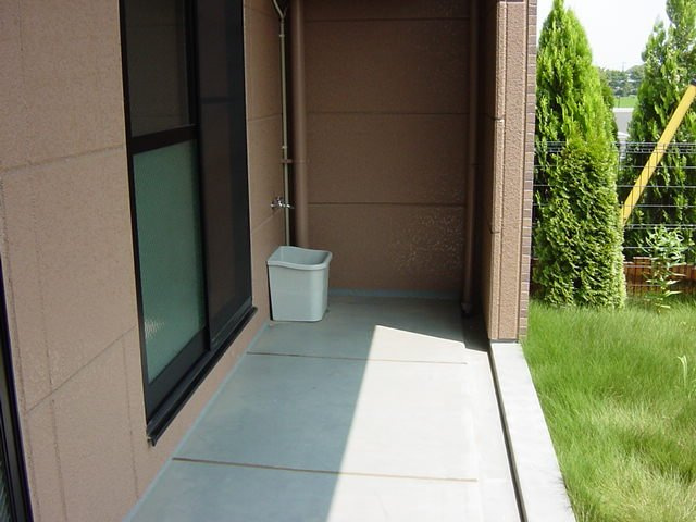 グリーンパークＡ棟のその他|ベランダ