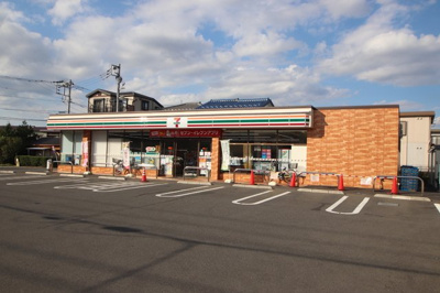 セブンイレブンまで400ｍ