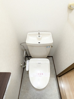 洗浄機能付き便座