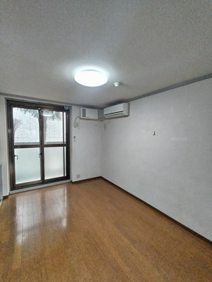 ※クリーニング前（照明は設備ではありません）