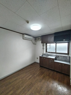 ※クリーニング前（照明は設備ではありません）