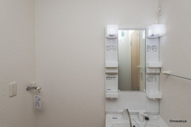 プリマベーラ　Aの洗面所