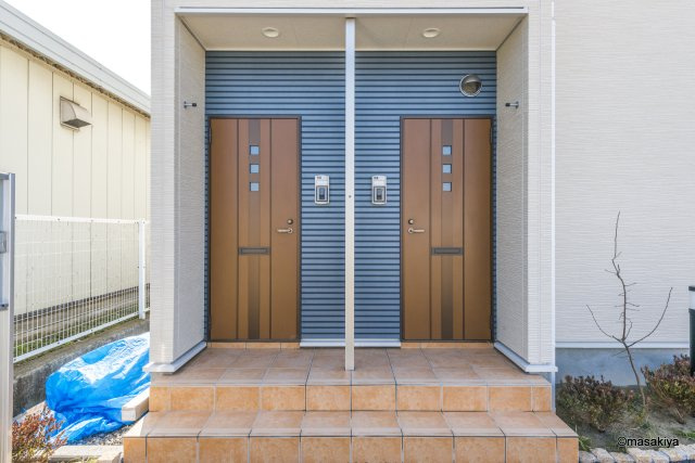 プリマベーラ　Aのエントランス