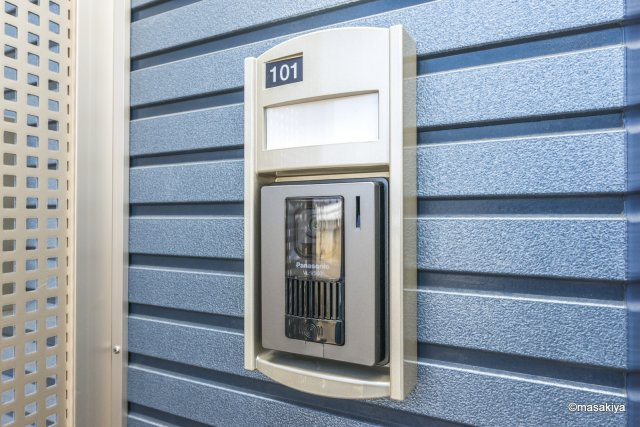 プリマベーラ　Aのエントランス