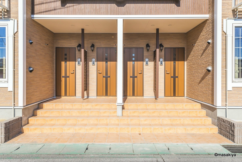 アルヴィータのエントランス|エントランス