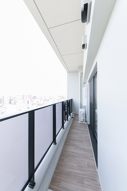 ライオンズフォーシア清澄白河のバルコニー|※写真は同タイプ住戸です。