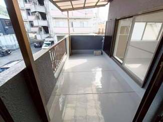 【バルコニー】