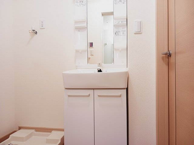 エレガンスヤツオＥの洗面所