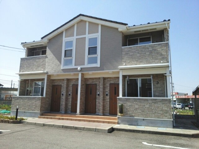 エレガンスヤツオＥの外観