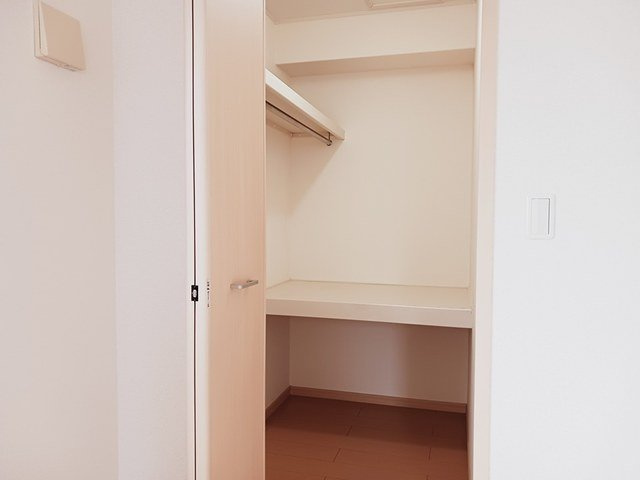 エレガンスヤツオＥの収納