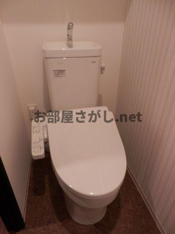 ユリカロゼAZ上板橋のトイレ