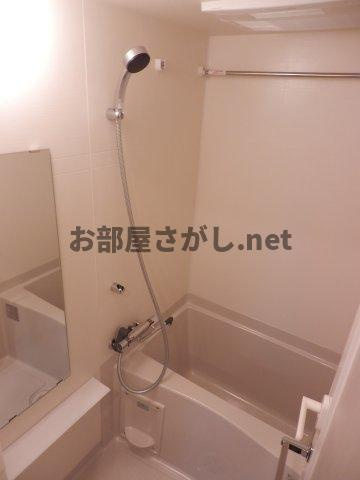 ユリカロゼAZ上板橋の浴室