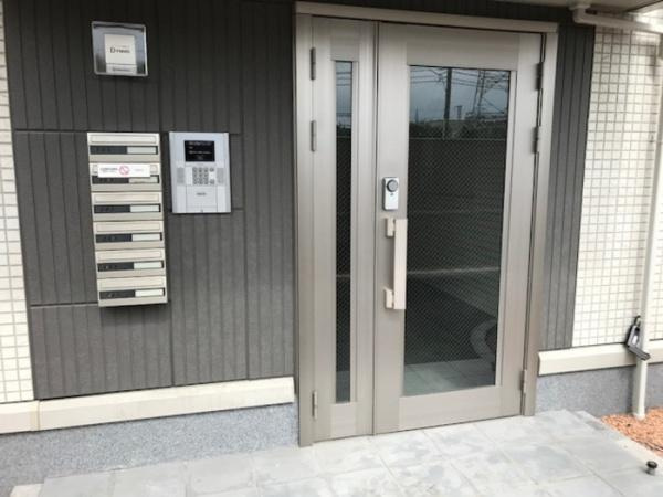【エントランス】