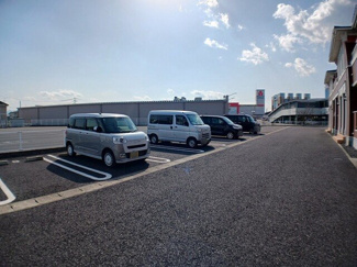 【駐車場】 | ミルト　クリーマ　Ｂ