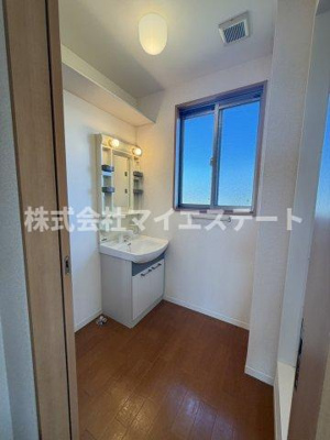 【居間・リビング】 | ティアラ