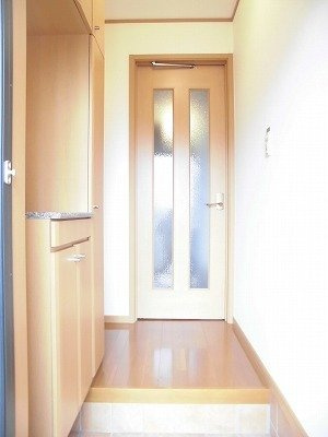 パルテール　ヒルズの玄関