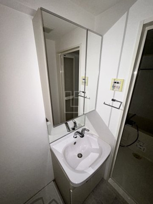 【洗面所】 | アーデン谷町 | アーデン谷町　独立洗面化粧台