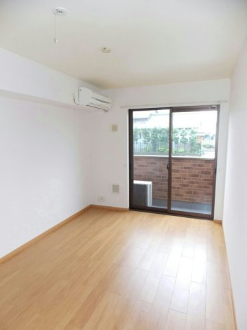 メゾングレイスＡの居間・リビング