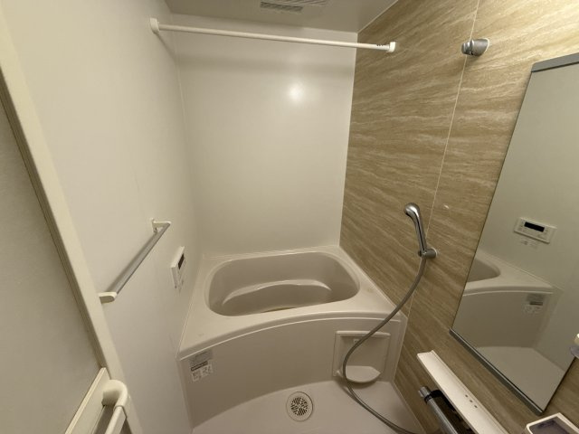 ジラソーレ花影の浴室