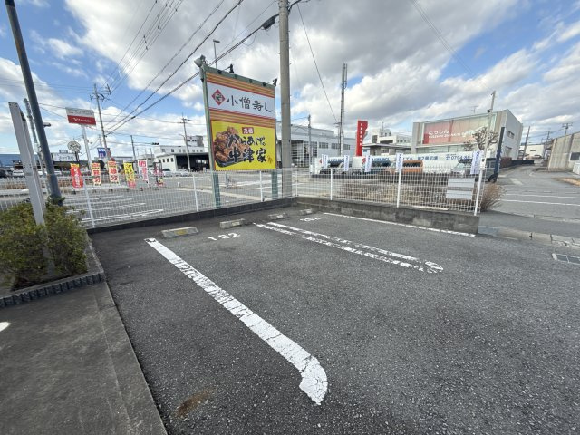 プラーノの駐車場