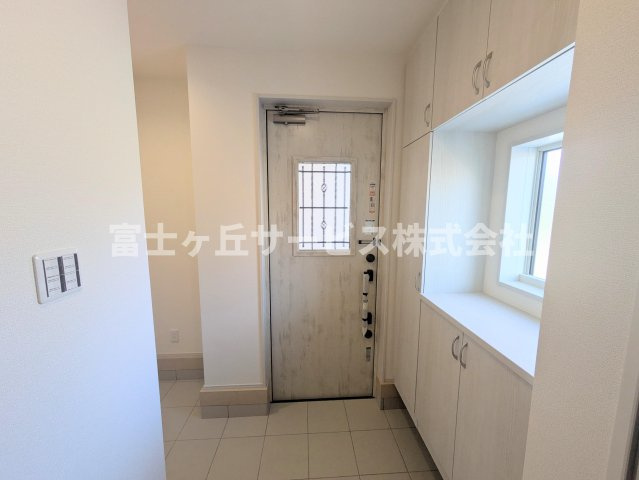 【玄関】 | 磐田市池田 新築一戸建て 2号棟 | 玄関です