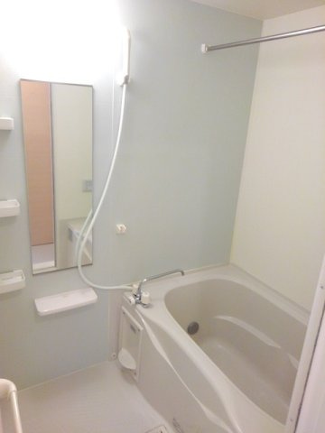 ゼファーしるくの浴室