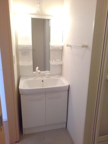 ゼファーしるくの洗面所