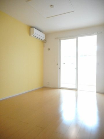 ラコルト　Ａの居間・リビング