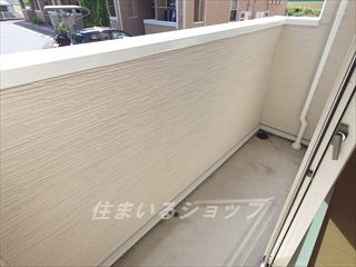 安芸高田市吉田町吉田のアパートのバルコニー