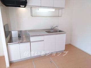 安芸高田市吉田町吉田のアパートのキッチン|浄水器一体型シャワー水栓（カートリッジ費用要）