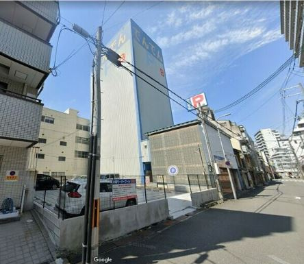 小椋モータープールの外観