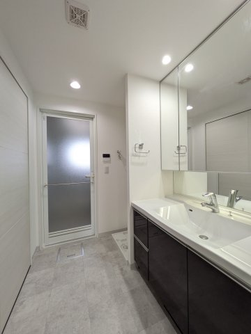 【独立洗面台】