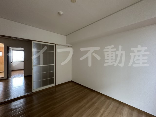 シャルマン横小路の寝室|ゆとりの広さです