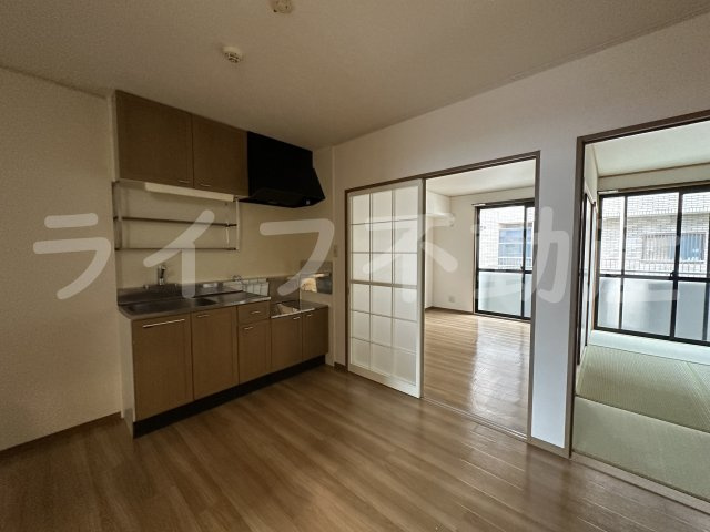 シャルマン横小路の居間・リビング|おしゃれな居間です