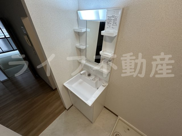 シャルマン横小路の独立洗面台|独立洗面台で身支度をすべて済ませてしまいましょう