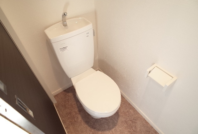 リバル吉塚IIのトイレ