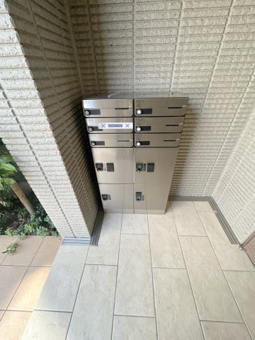 メトロガーデンのその他共用部分|宅配ボックス