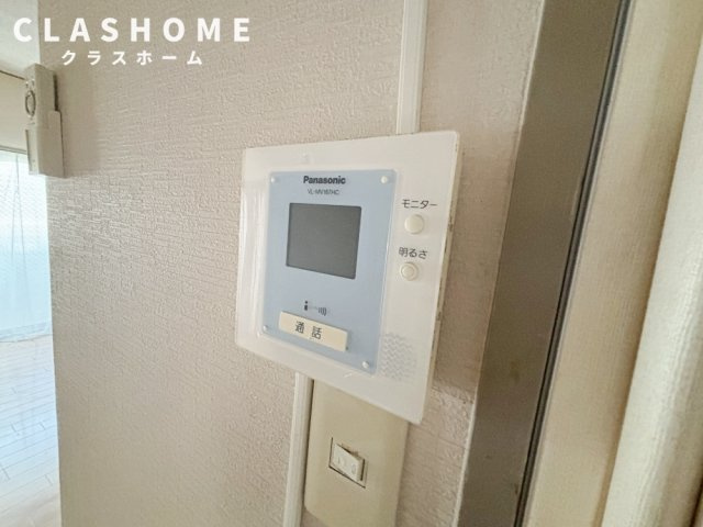 ロイヤル長草　　刈谷市近郊の賃貸はクラスホーム刈谷店のセキュリティ|同物件の別部屋になります。