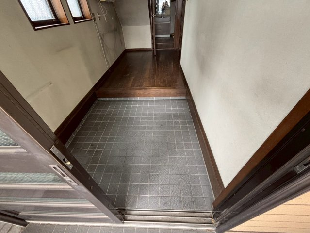 康生通南2丁目1-1戸建の玄関