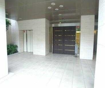 【エントランス】 | レフィール築地レジデンス