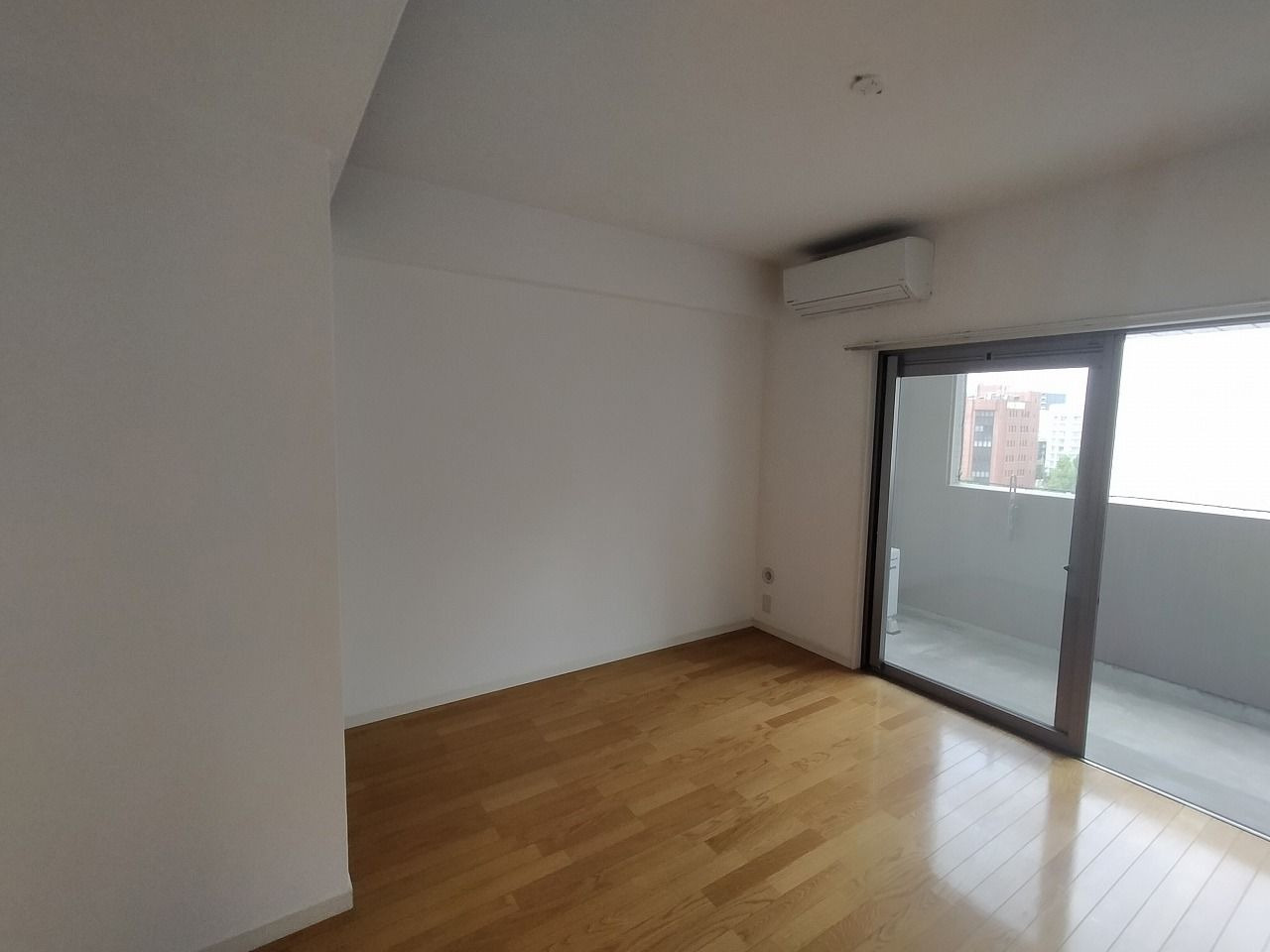 キャッスル綱場の居間・リビング